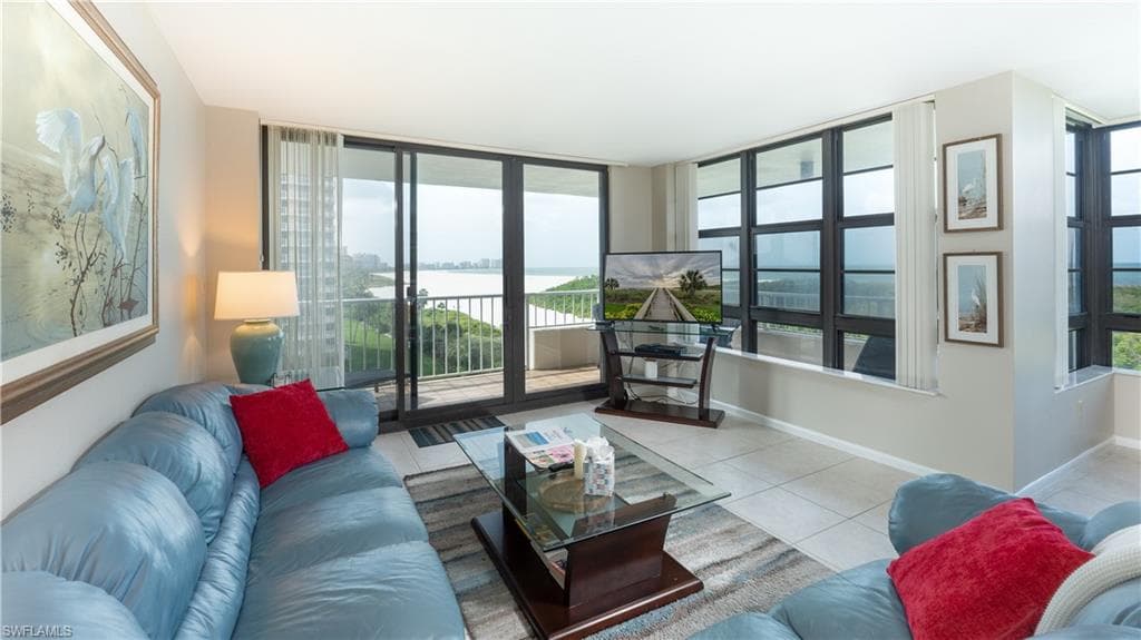 440 Seaview Ct 611, Marco Island, FL 34145-3