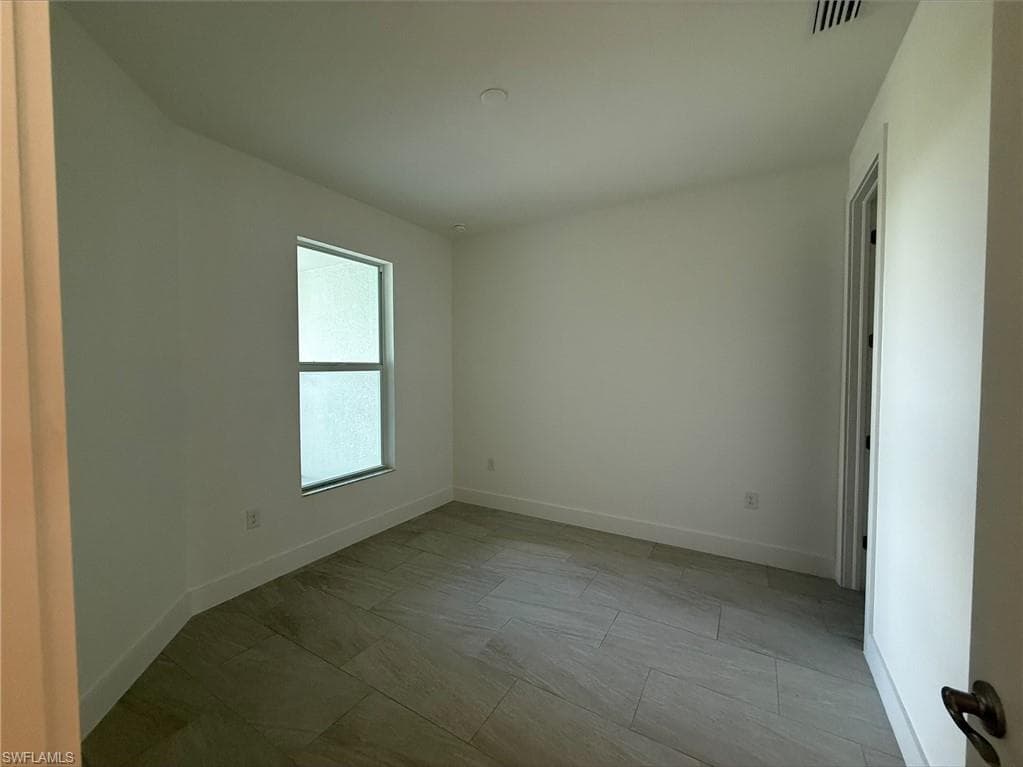 8897 Oceana Way, Naples, FL 34114-8