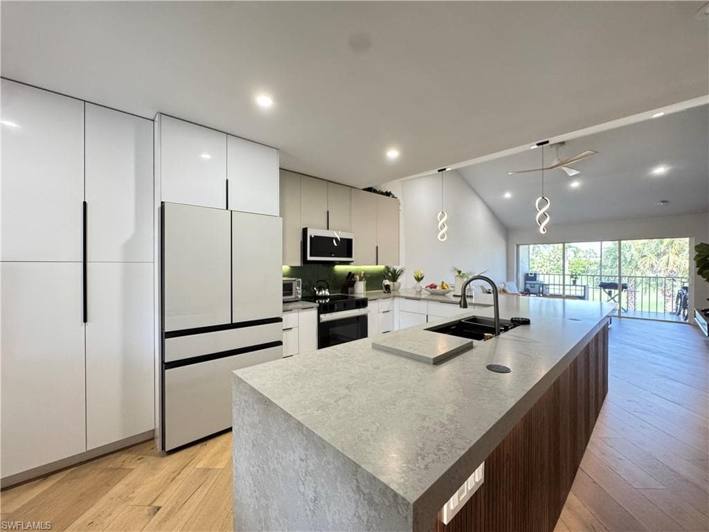 780 Augusta Blvd C204, Naples, FL 34113-1