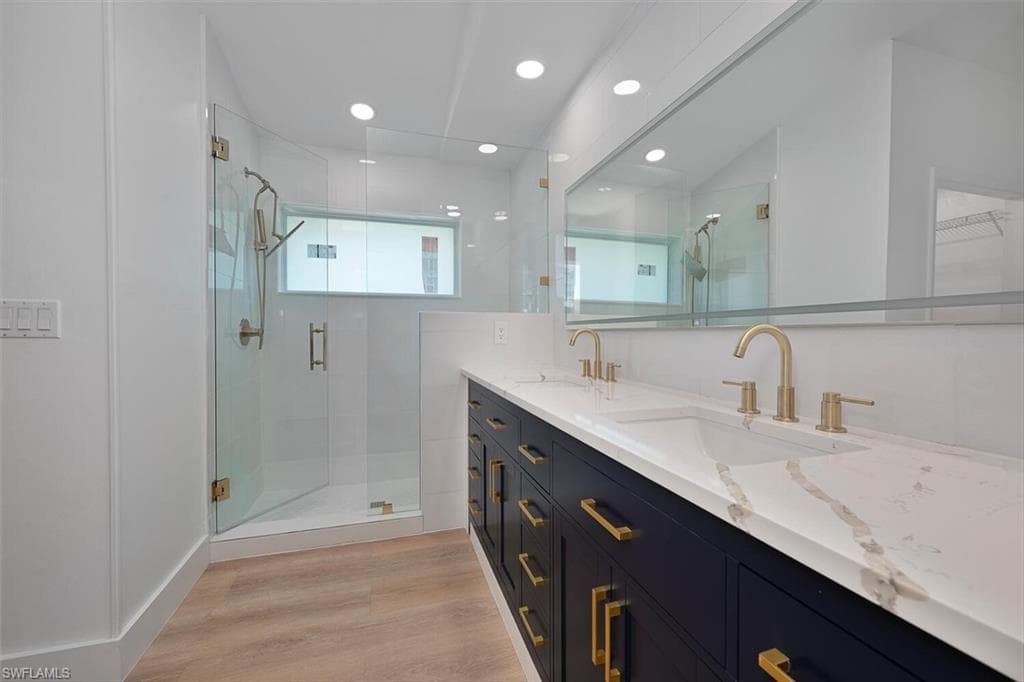 224 Channing Ct, Naples, FL 34110-11