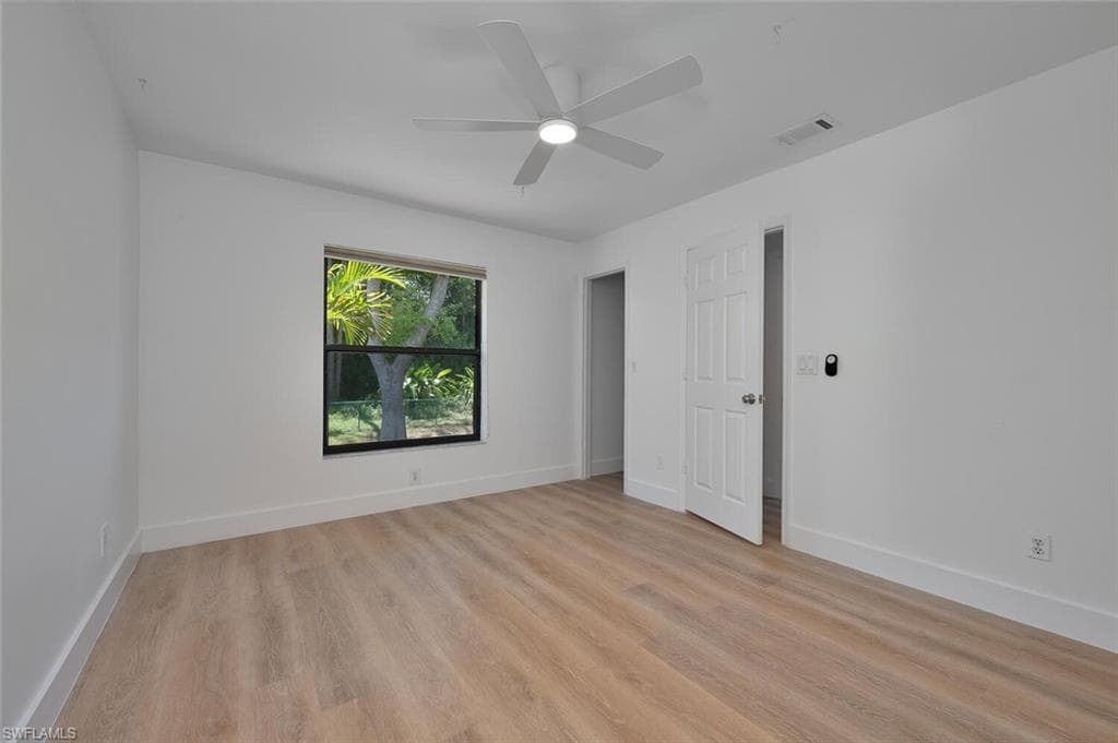 224 Channing Ct, Naples, FL 34110-12
