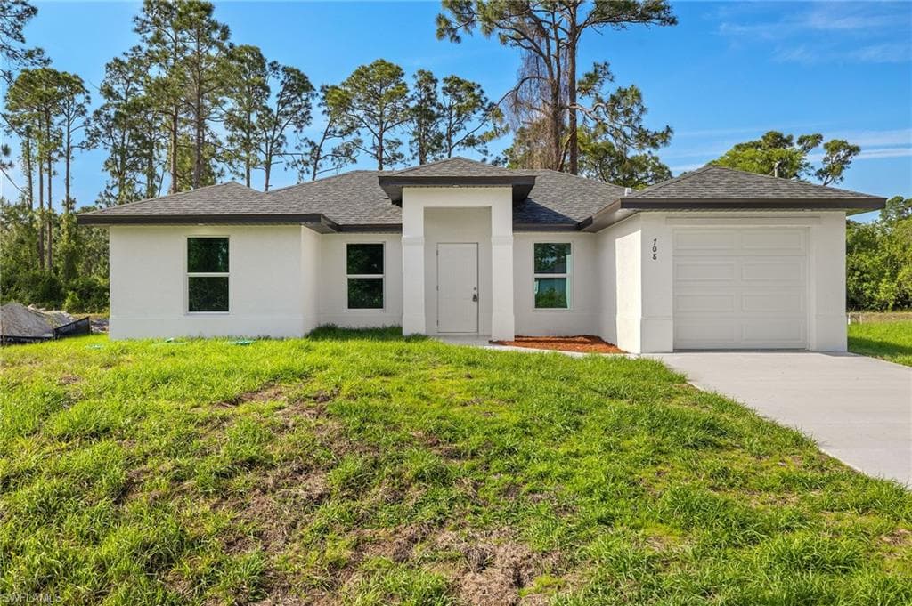 2804 64th St W, Lehigh Acres, FL 33971-1