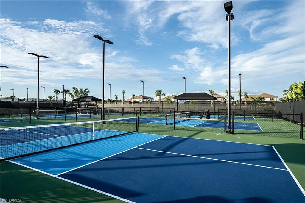 15323 Lucerna St 104, Naples, FL 34114-25