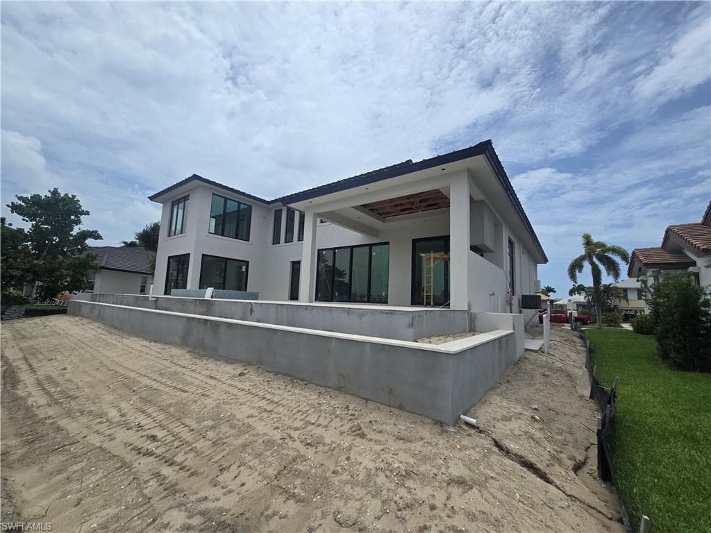 109 Seas Ct, Marco Island, FL 34145-10
