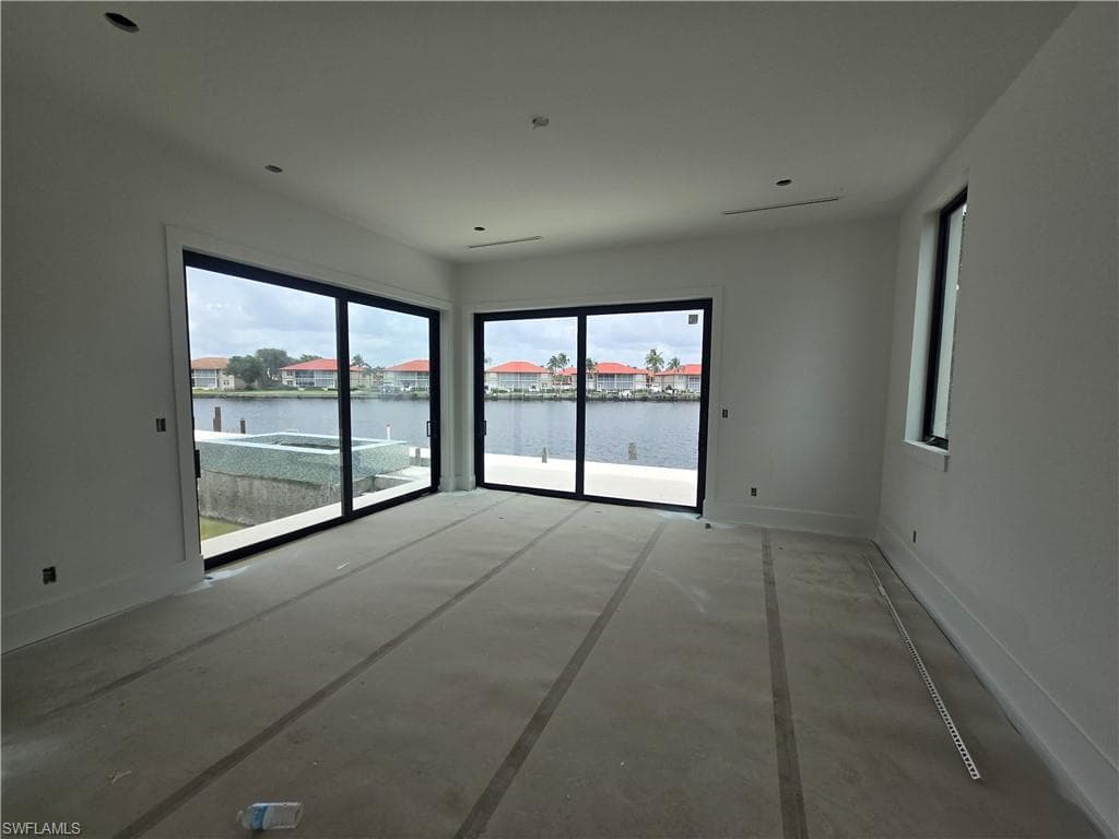 109 Seas Ct, Marco Island, FL 34145-18