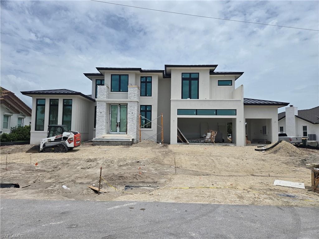 109 Seas Ct, Marco Island, FL 34145-7
