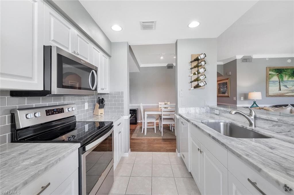 8600 Cedar Hammock Cir 1313, Naples, FL 34112-5