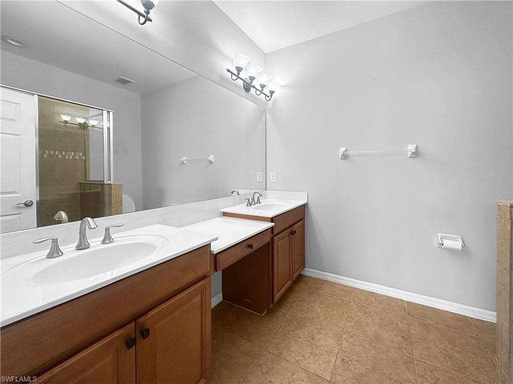 23400 Alamanda Dr 203, Estero, FL 34135-18