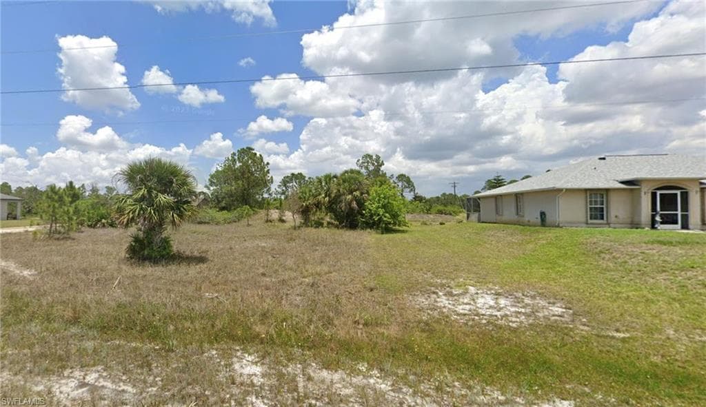 1011 Plantation Rd, Lehigh Acres, FL 33974-2