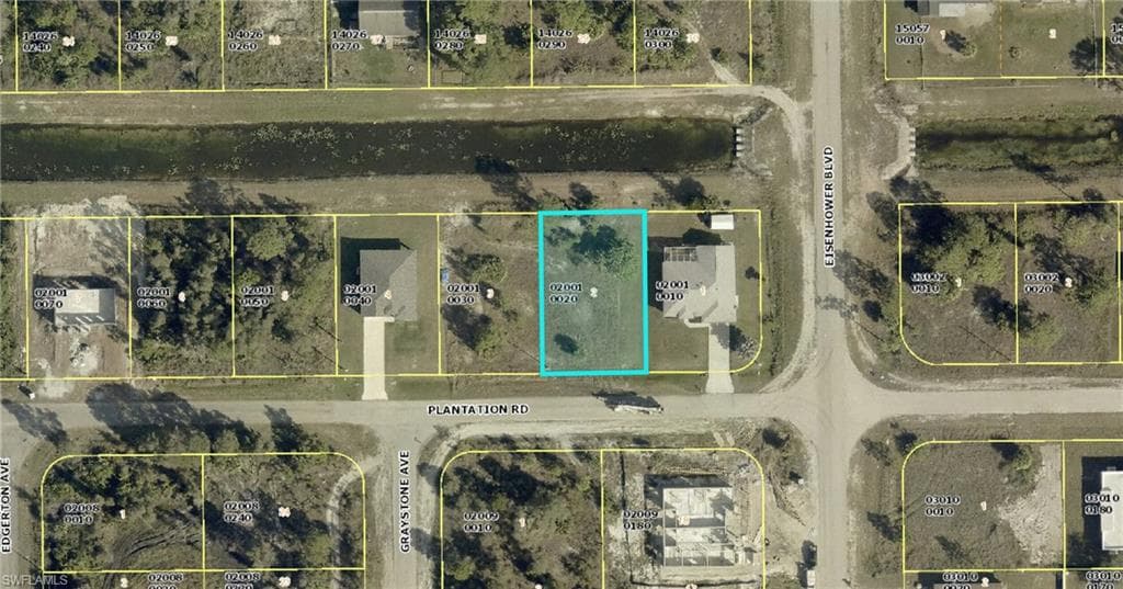 1011 Plantation Rd, Lehigh Acres, FL 33974-3