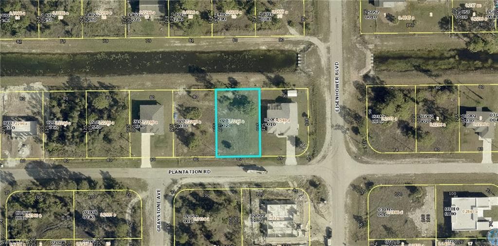 1011 Plantation Rd, Lehigh Acres, FL 33974-4