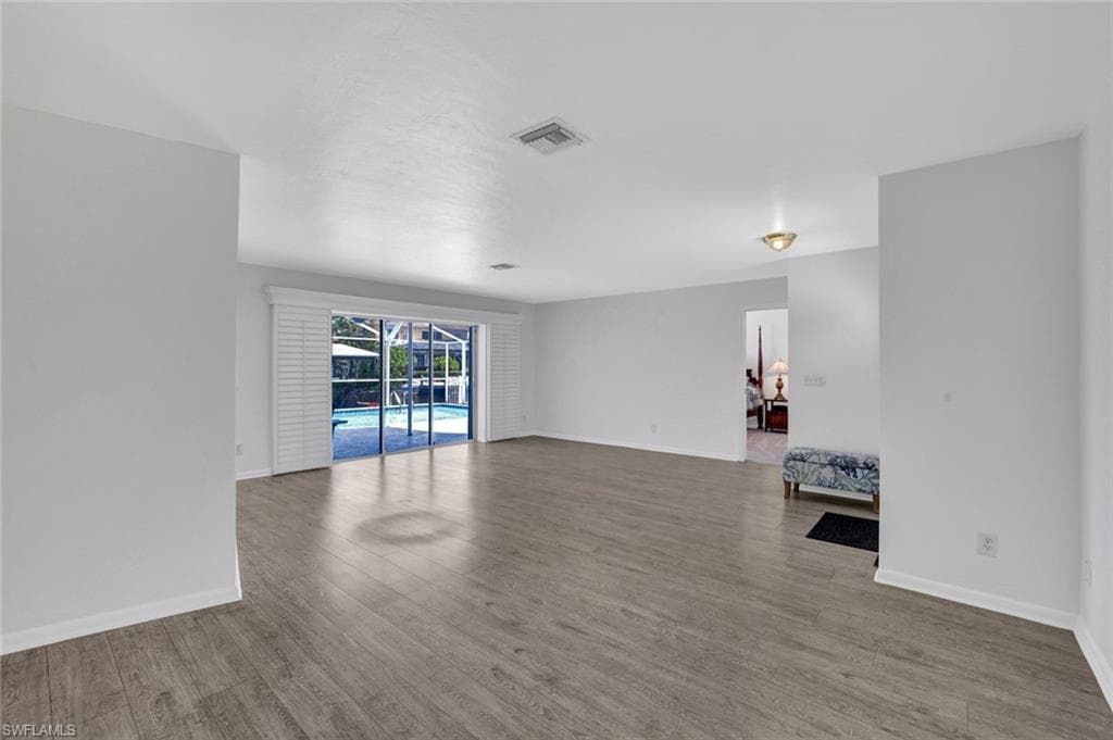 53 Madagascar Ct, Marco Island, FL 34145-10
