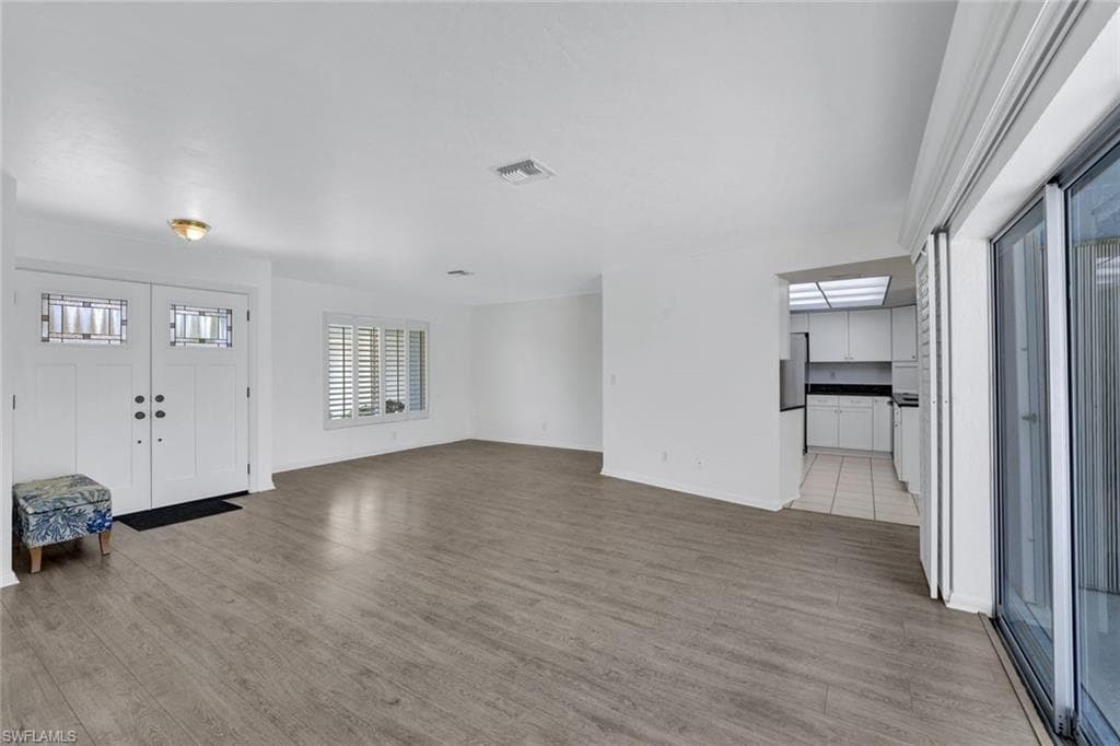 53 Madagascar Ct, Marco Island, FL 34145-11