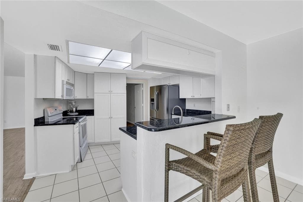 53 Madagascar Ct, Marco Island, FL 34145-13