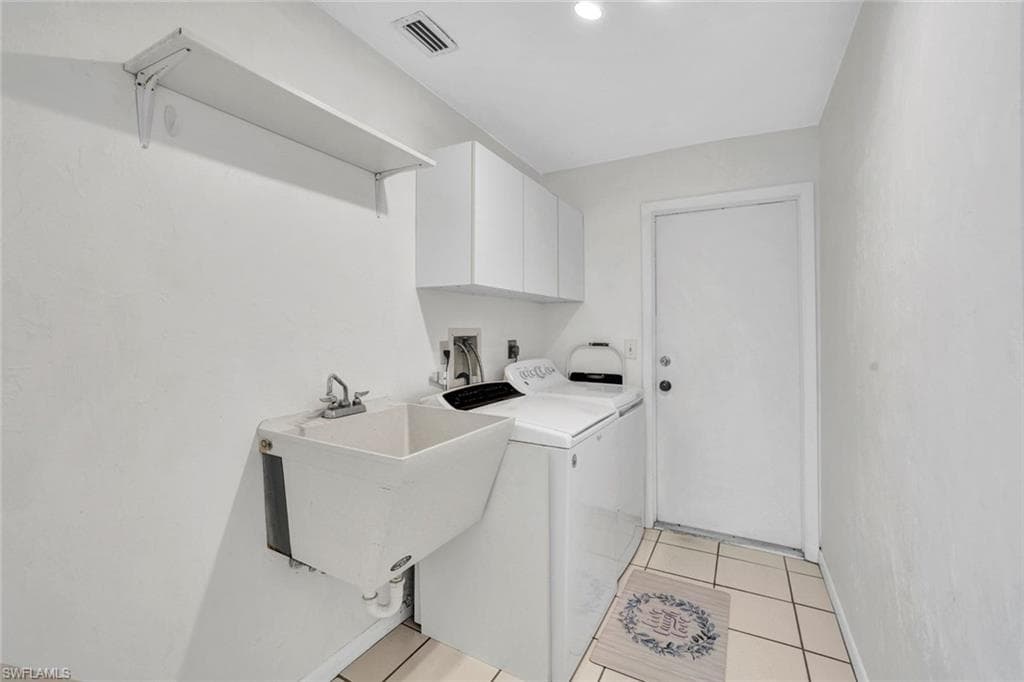 53 Madagascar Ct, Marco Island, FL 34145-22