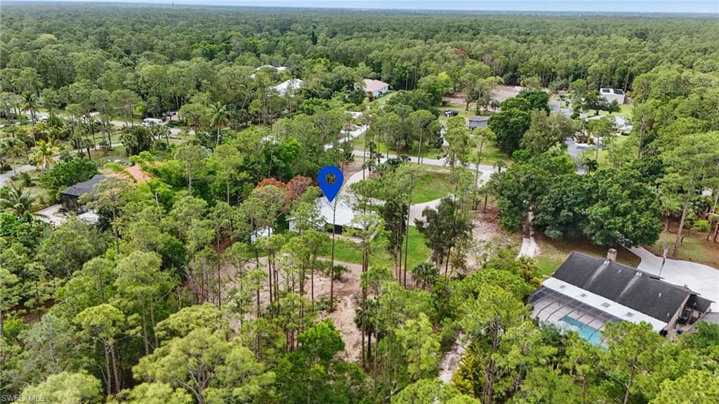 5111 Palmetto Woods Dr, Naples, FL 34119-10