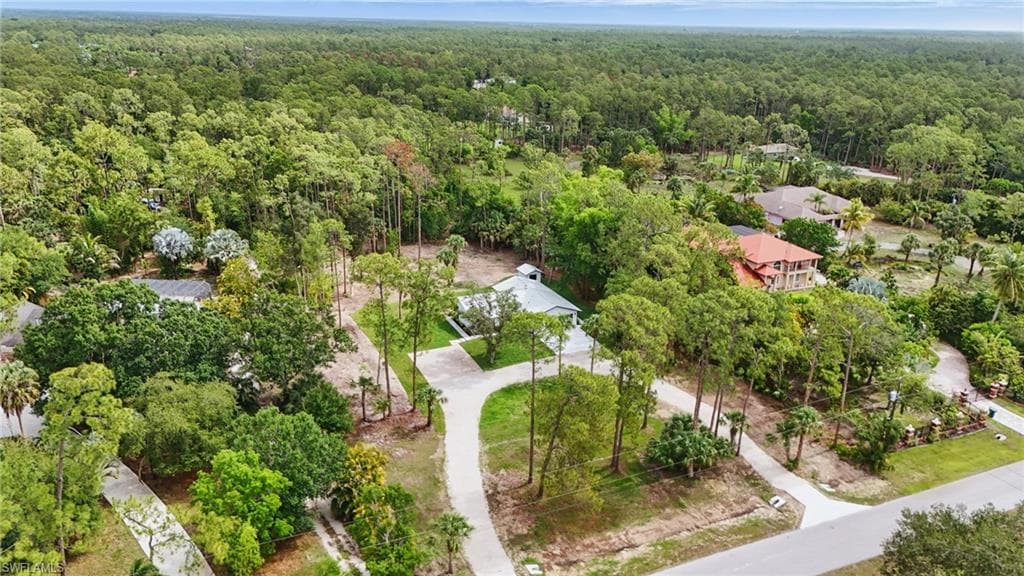 5111 Palmetto Woods Dr, Naples, FL 34119-3