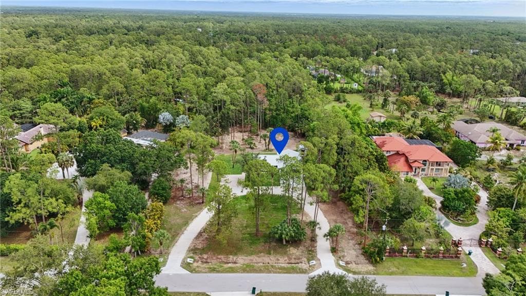 5111 Palmetto Woods Dr, Naples, FL 34119-5