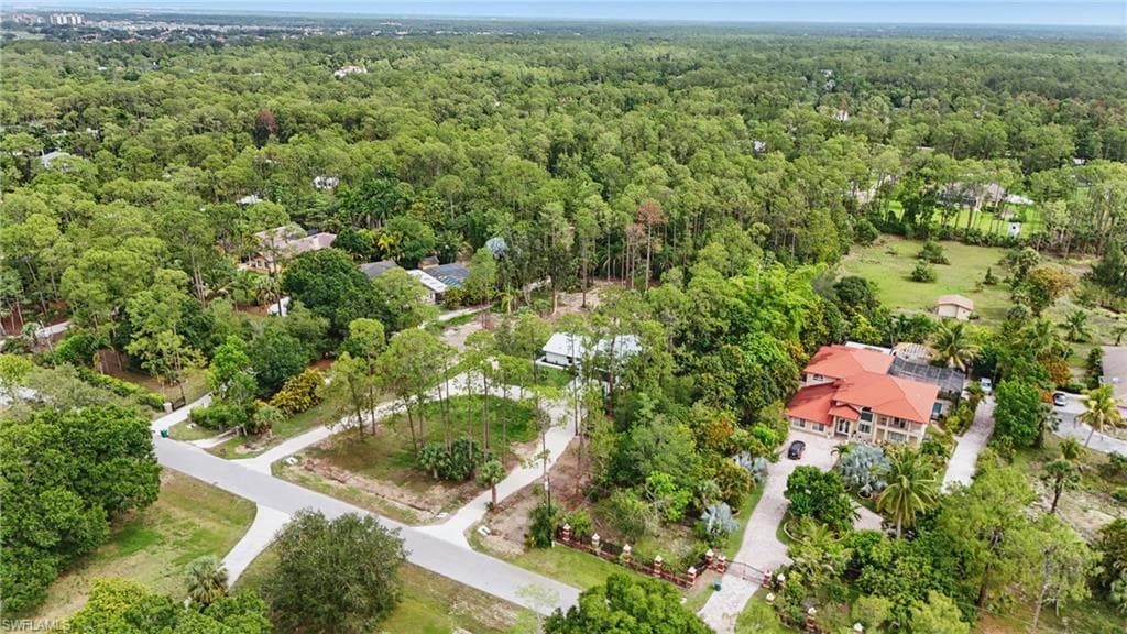 5111 Palmetto Woods Dr, Naples, FL 34119-6