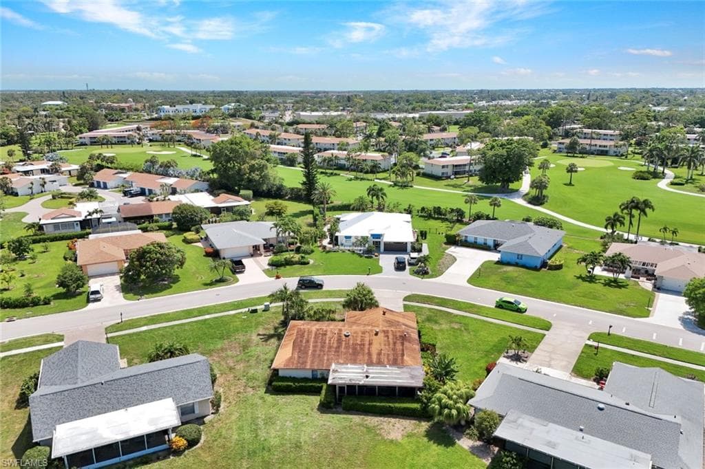 4305 Beechwood Lake Dr, Naples, FL 34112-6
