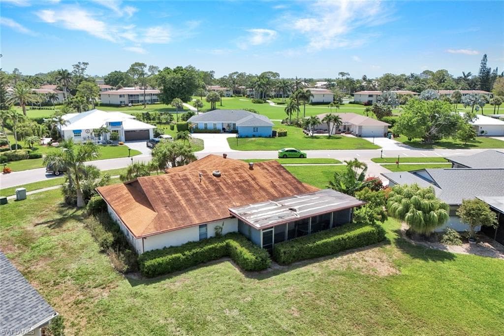 4305 Beechwood Lake Dr, Naples, FL 34112-7