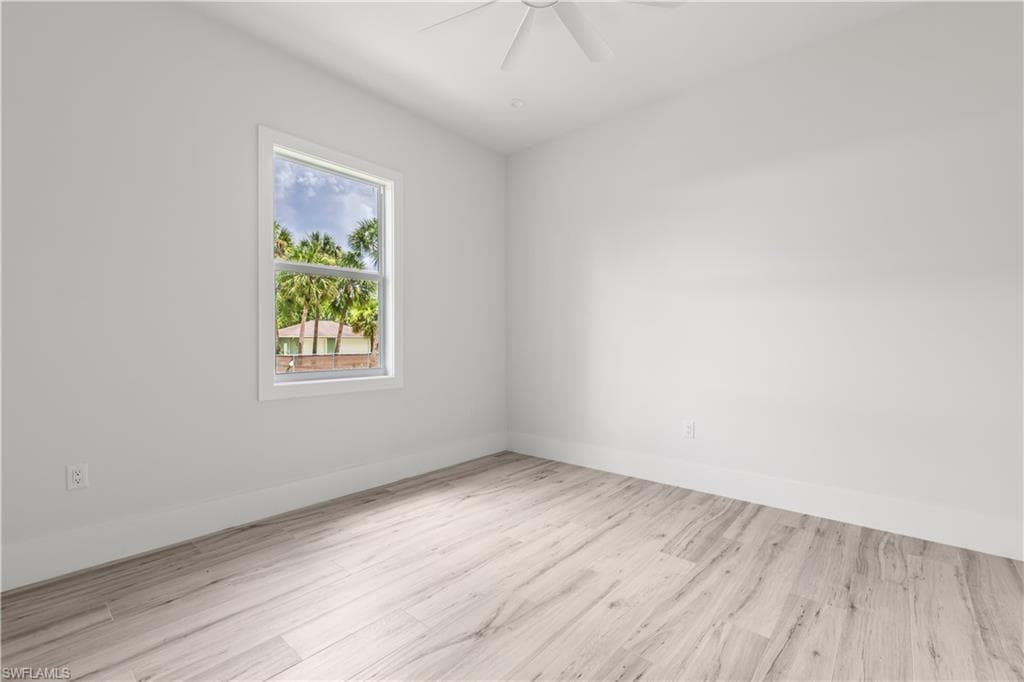 826 20th St SE, Naples, FL 34117-22