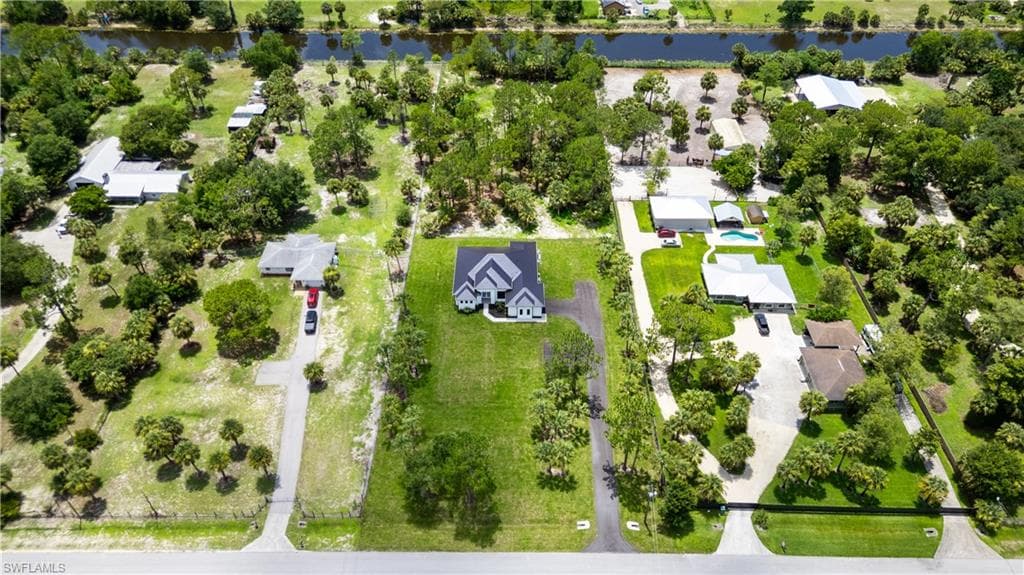 826 20th St SE, Naples, FL 34117-29