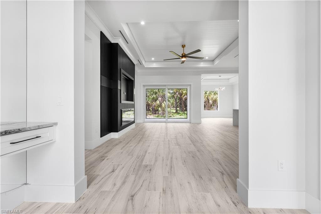 826 20th St SE, Naples, FL 34117-5