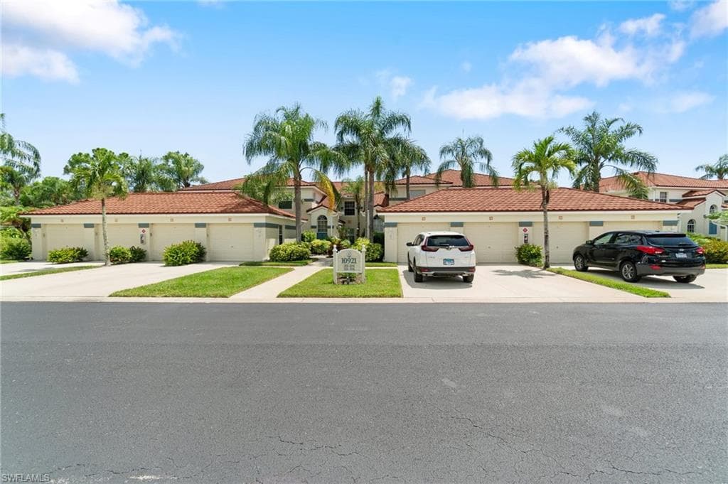10921 Santa Margherita Rd 104, Estero, FL 34135-5