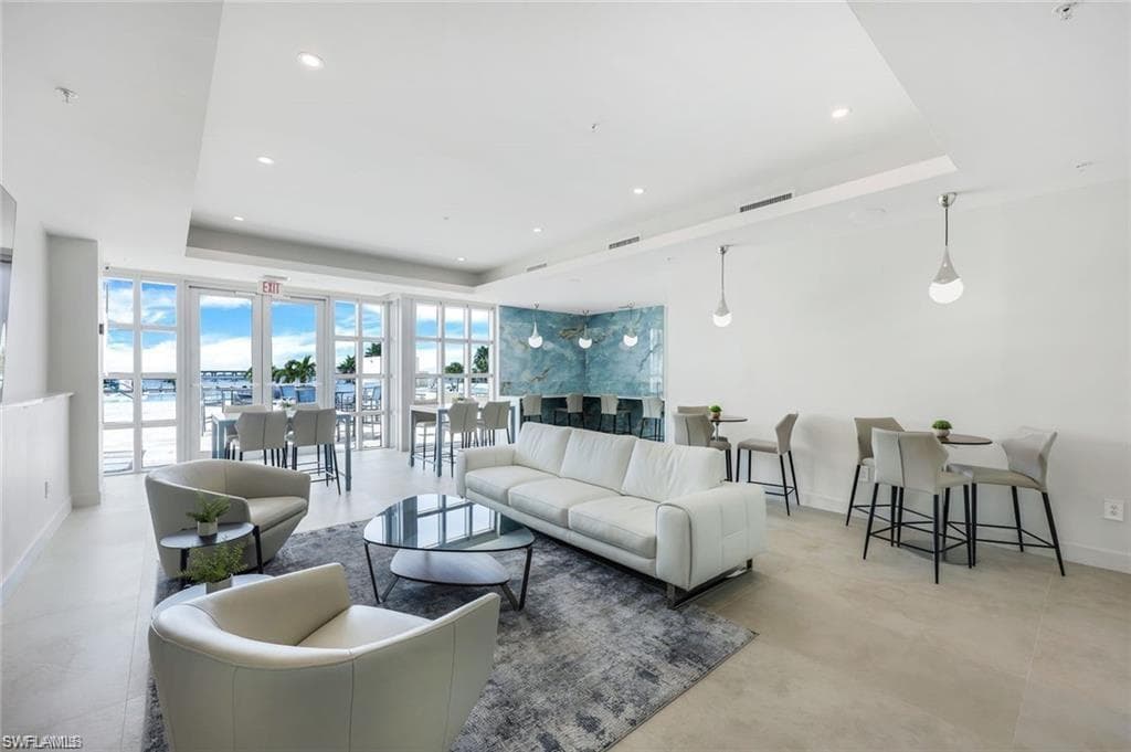3000 Oasis Grand Blvd 1106, Fort Myers, FL 33916-26