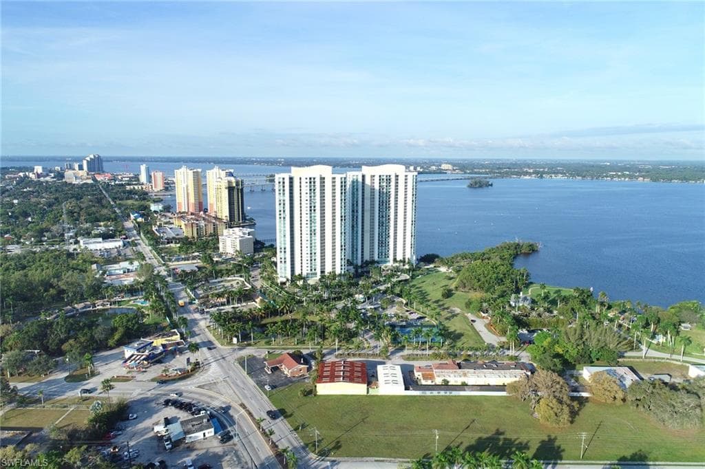 3000 Oasis Grand Blvd 1106, Fort Myers, FL 33916-33