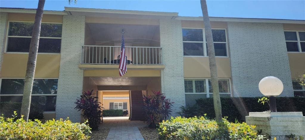 548 Broad Ave S 548, Naples, FL 34102-37