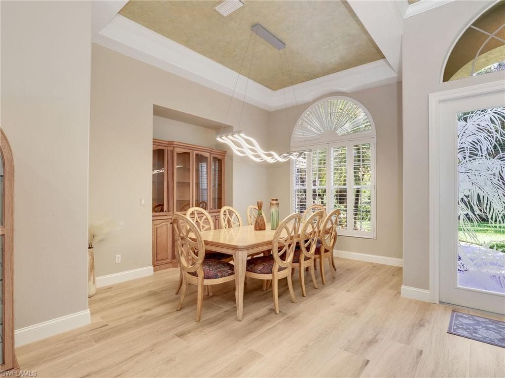 5410 Mahogany Ridge Dr, Naples, FL 34119-10