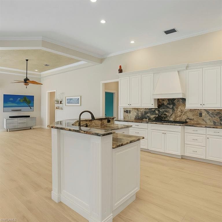 5410 Mahogany Ridge Dr, Naples, FL 34119-17