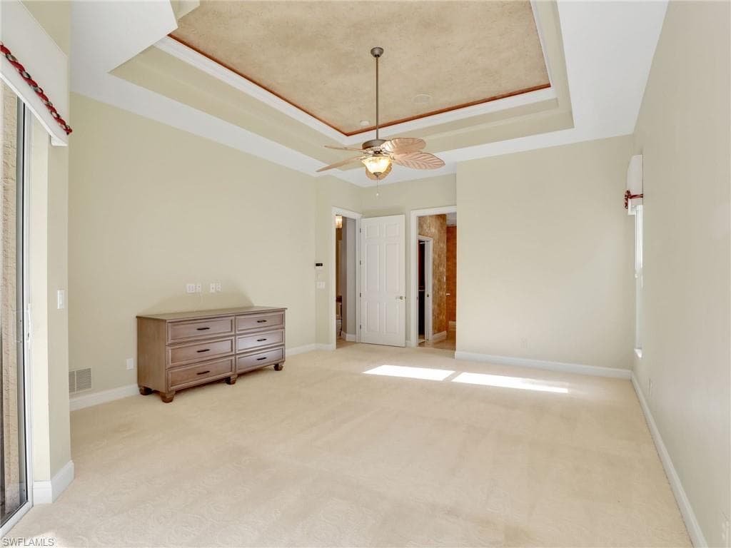 5410 Mahogany Ridge Dr, Naples, FL 34119-26