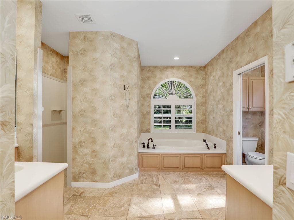 5410 Mahogany Ridge Dr, Naples, FL 34119-27