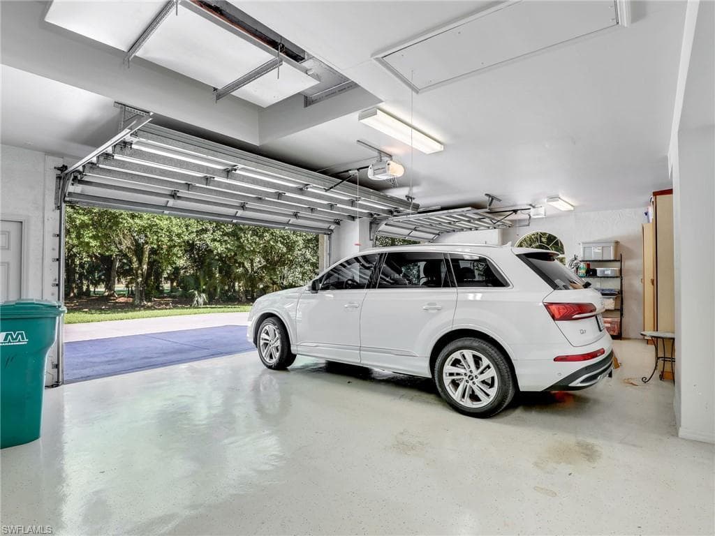 5410 Mahogany Ridge Dr, Naples, FL 34119-37