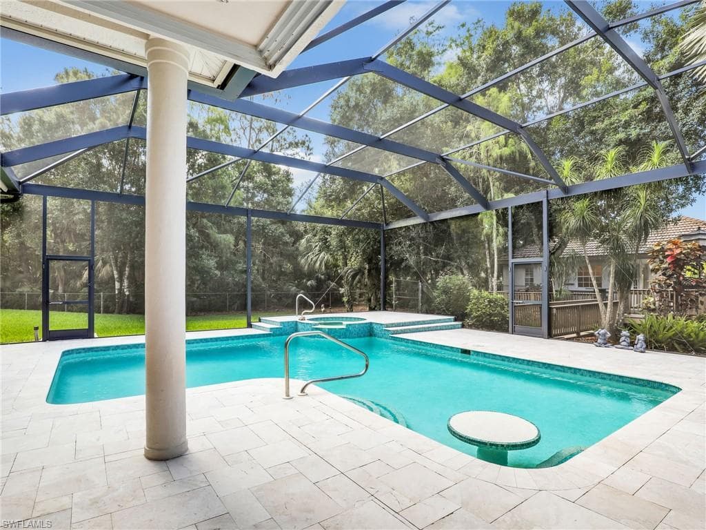 5410 Mahogany Ridge Dr, Naples, FL 34119-39