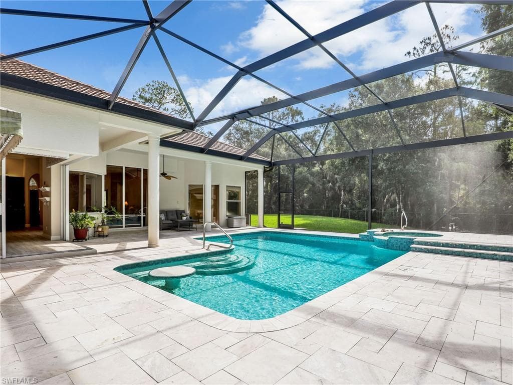 5410 Mahogany Ridge Dr, Naples, FL 34119-41