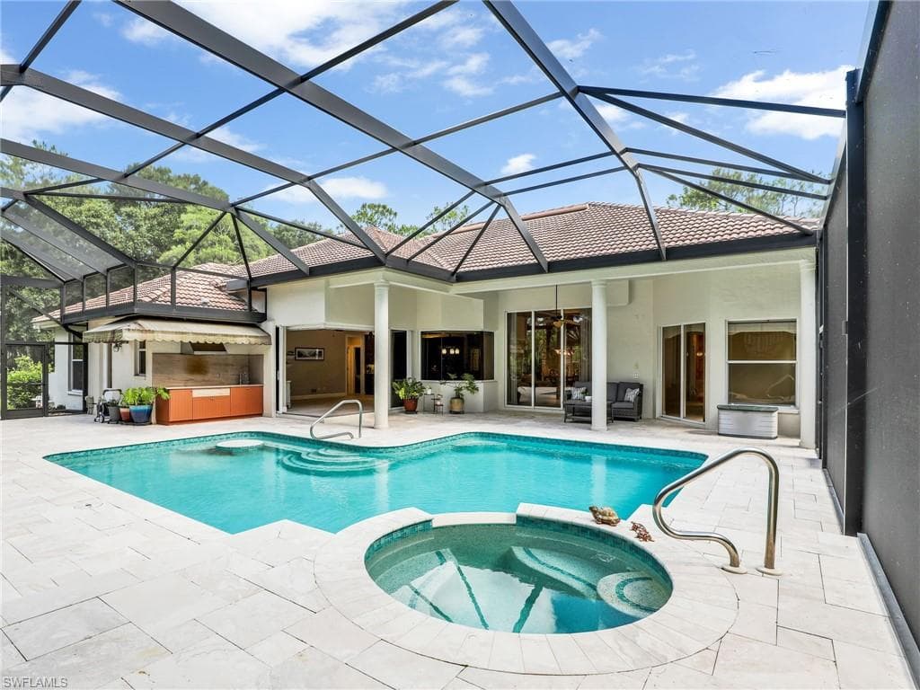 5410 Mahogany Ridge Dr, Naples, FL 34119-42