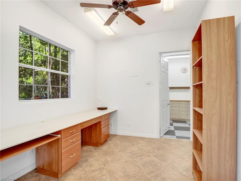 5410 Mahogany Ridge Dr, Naples, FL 34119-46