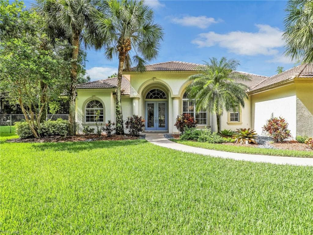 5410 Mahogany Ridge Dr, Naples, FL 34119-5