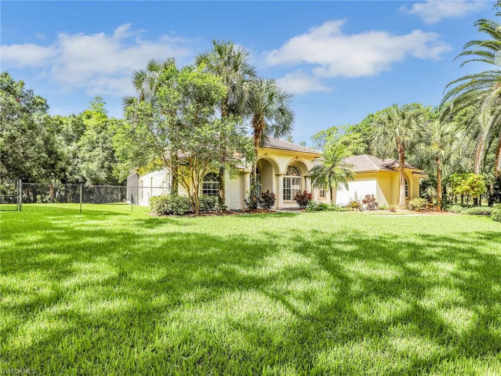5410 Mahogany Ridge Dr, Naples, FL 34119-6