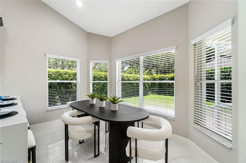 7501 San Miguel Way, Naples, FL 34109-9