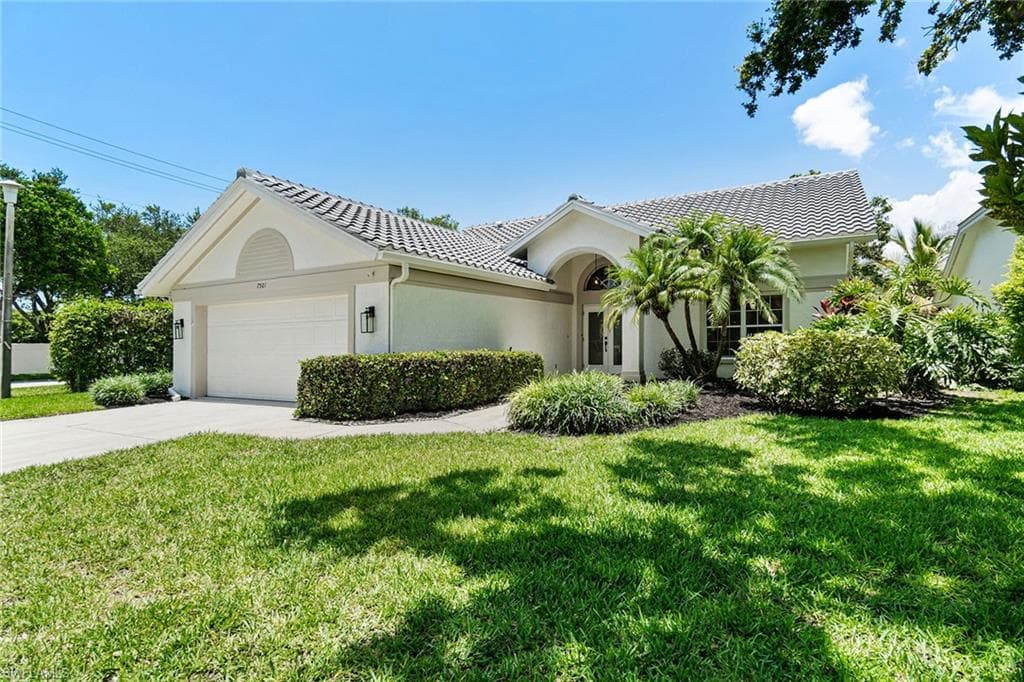 7501 San Miguel Way, Naples, FL 34109-21