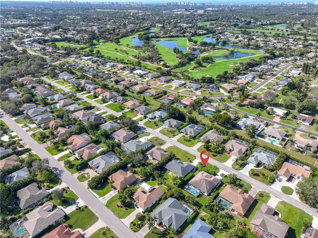520 Raven Way, Naples, FL 34110-39