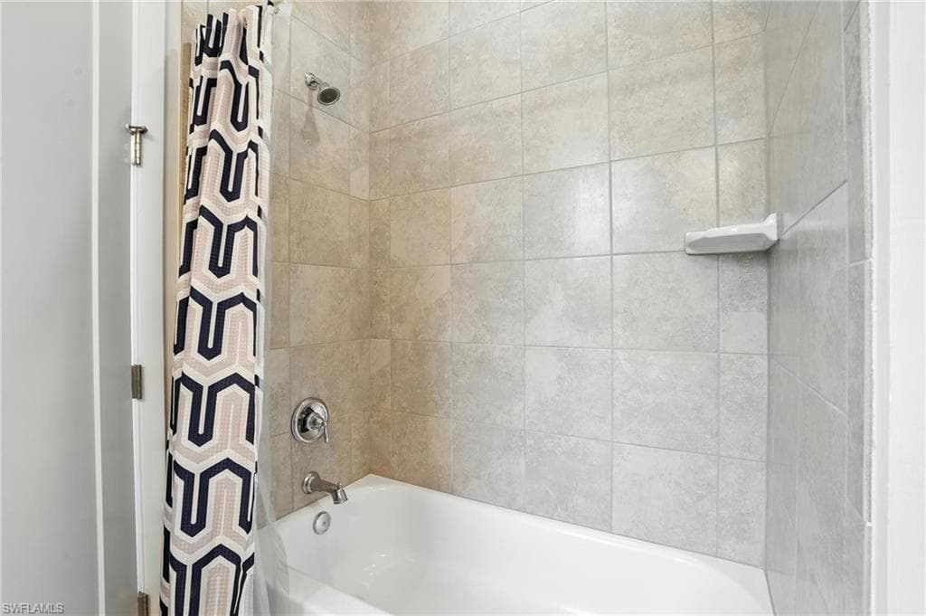 14653 Tropical Dr, Naples, FL 34114-24