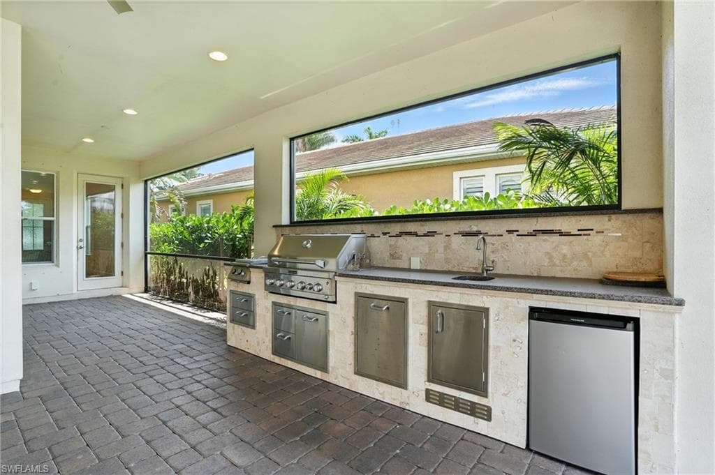 14653 Tropical Dr, Naples, FL 34114-35