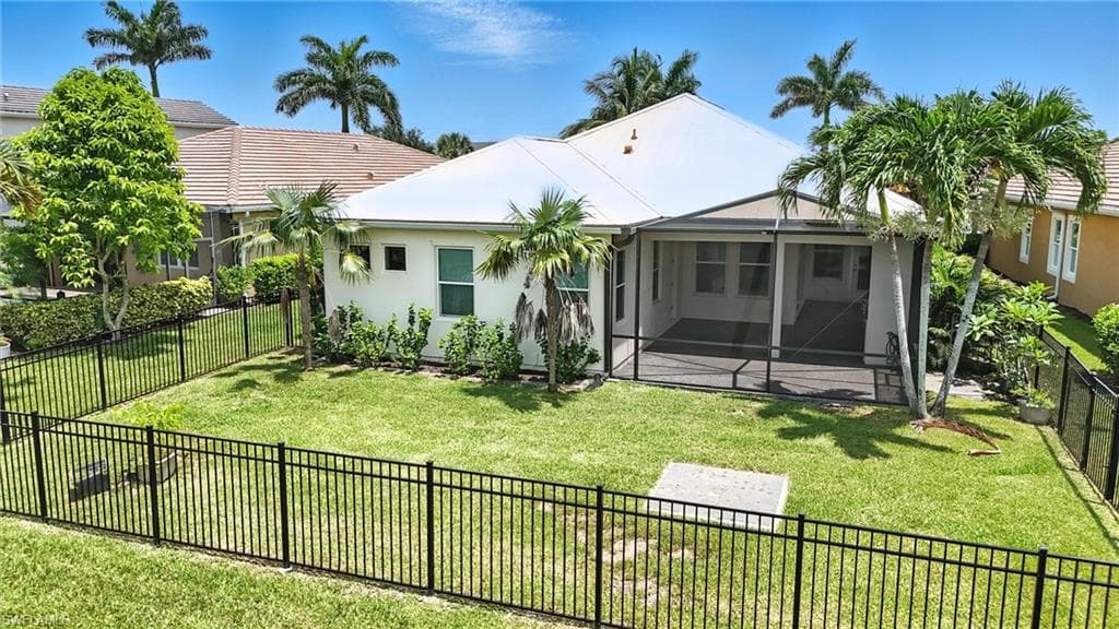 14653 Tropical Dr, Naples, FL 34114-38