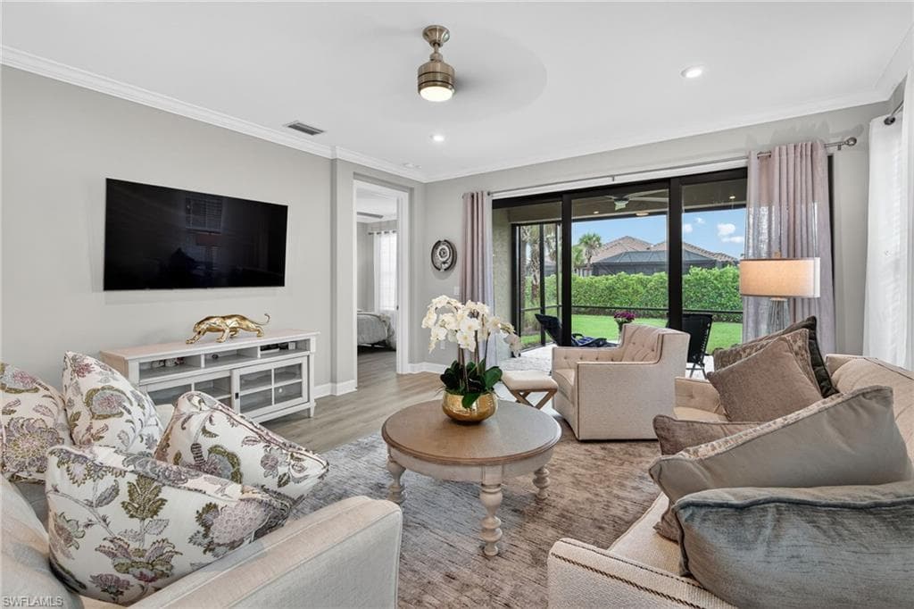 15234 Tolmino St, Naples, FL 34114-9